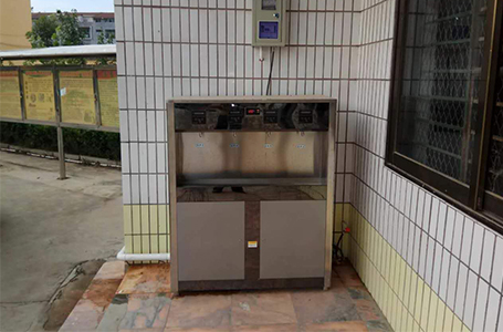 應(yīng)用場(chǎng)景-校園智能刷卡飲水機(jī)