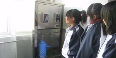 校園IC卡飲水機(jī)解決學(xué)校飲水問(wèn)題