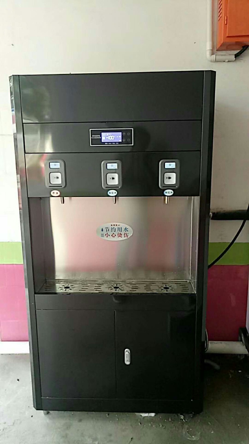 掃碼直飲水機