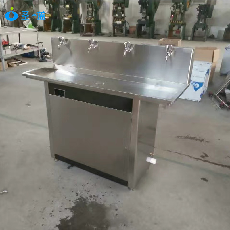 學校直飲機