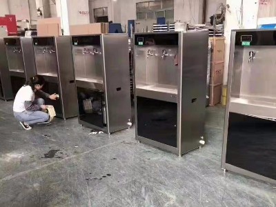學校電熱開水器選圣藍，為學校提供健康飲水