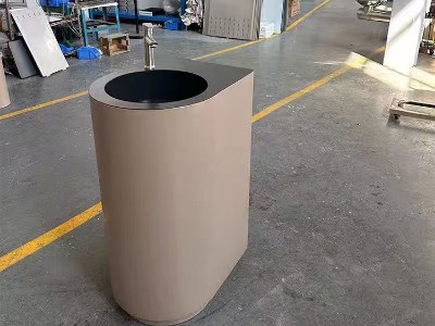 新型不銹鋼洗手池在游樂場大放異彩，提升公共衛生水平