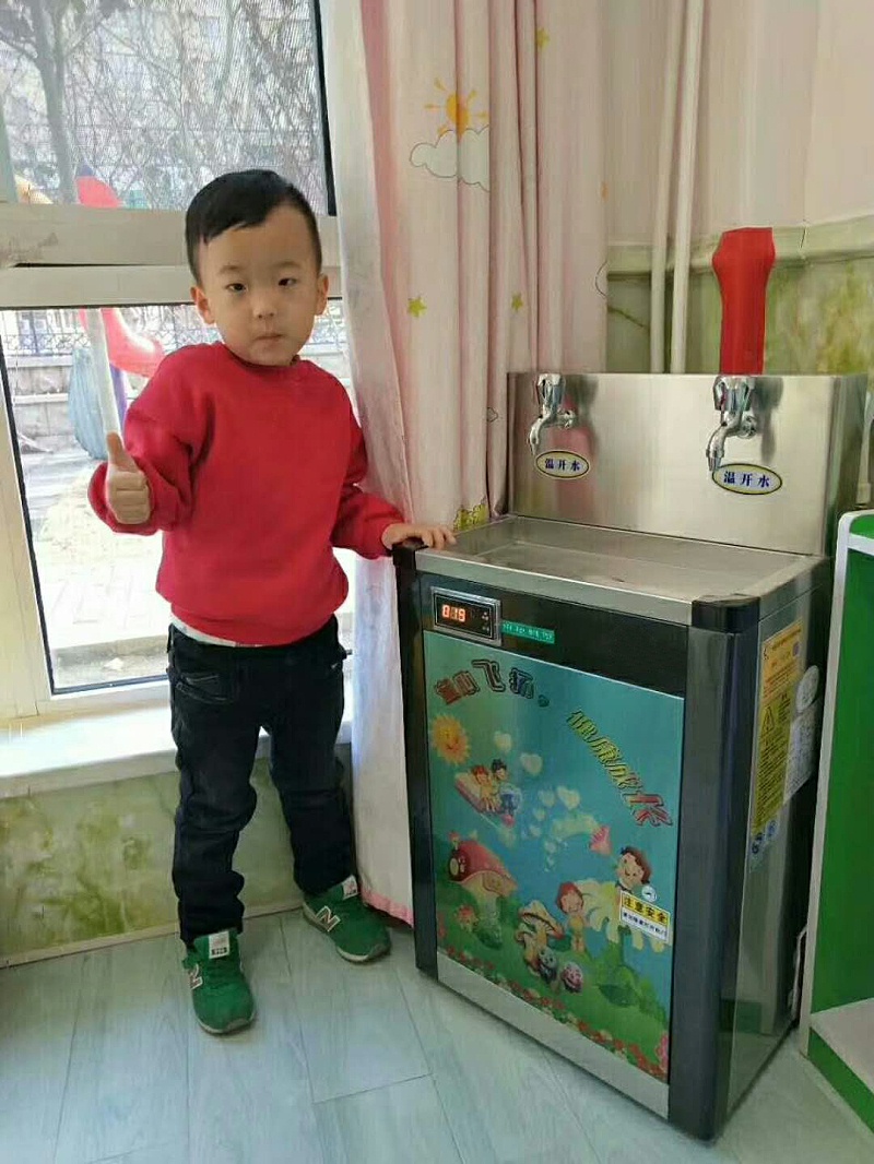 幼兒園直飲水機